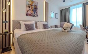 Schillerapartment Hof, Kueche, 24H Digital-Checkin, Parkplatz, Wlan250Mbit