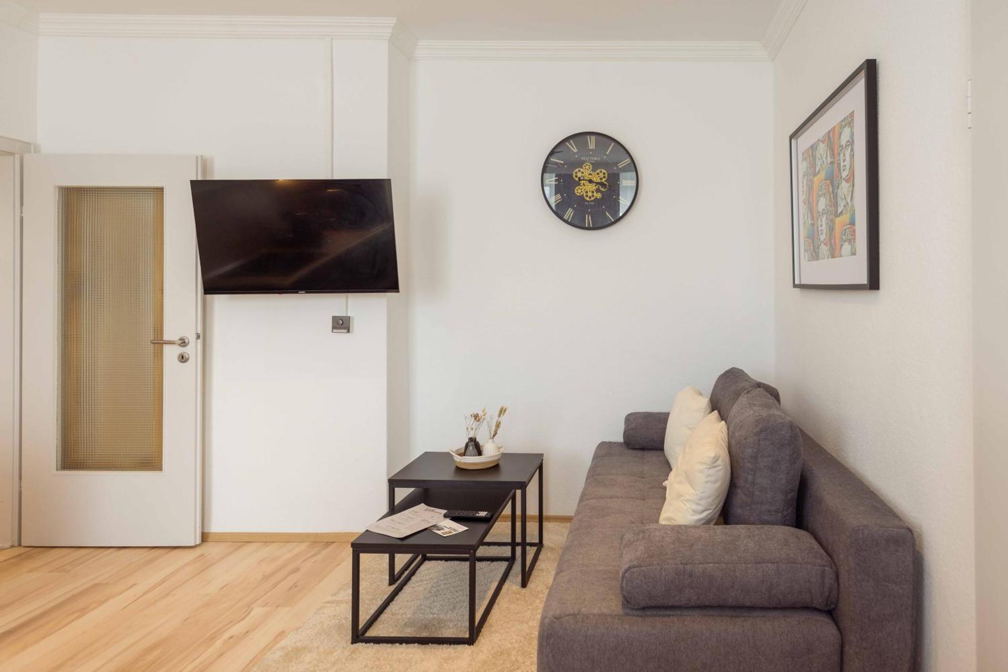 Schillerapartment Hof, Kueche, 24H Digital-Checkin, Parkplatz, Wlan250Mbit Hof  Exterior foto